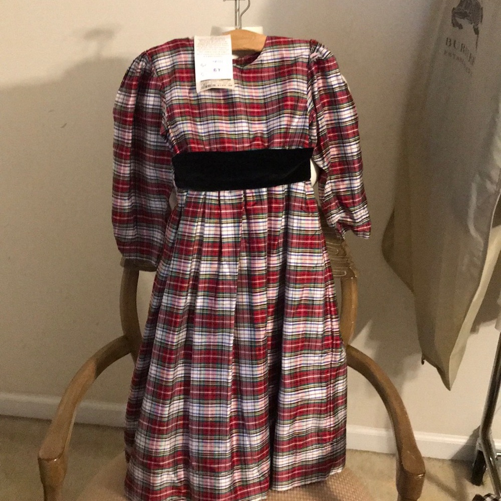 Strasburg 100% silk Christmas dress size 6y